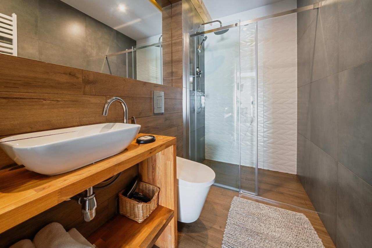 Tamok Lifestyle Villa 자코파네 외부 사진